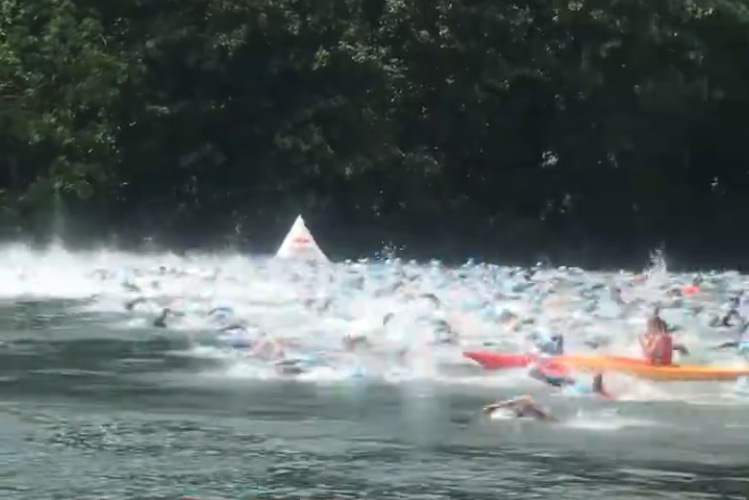 2023 06 11 Frank Linde XTERRA Schwimmen