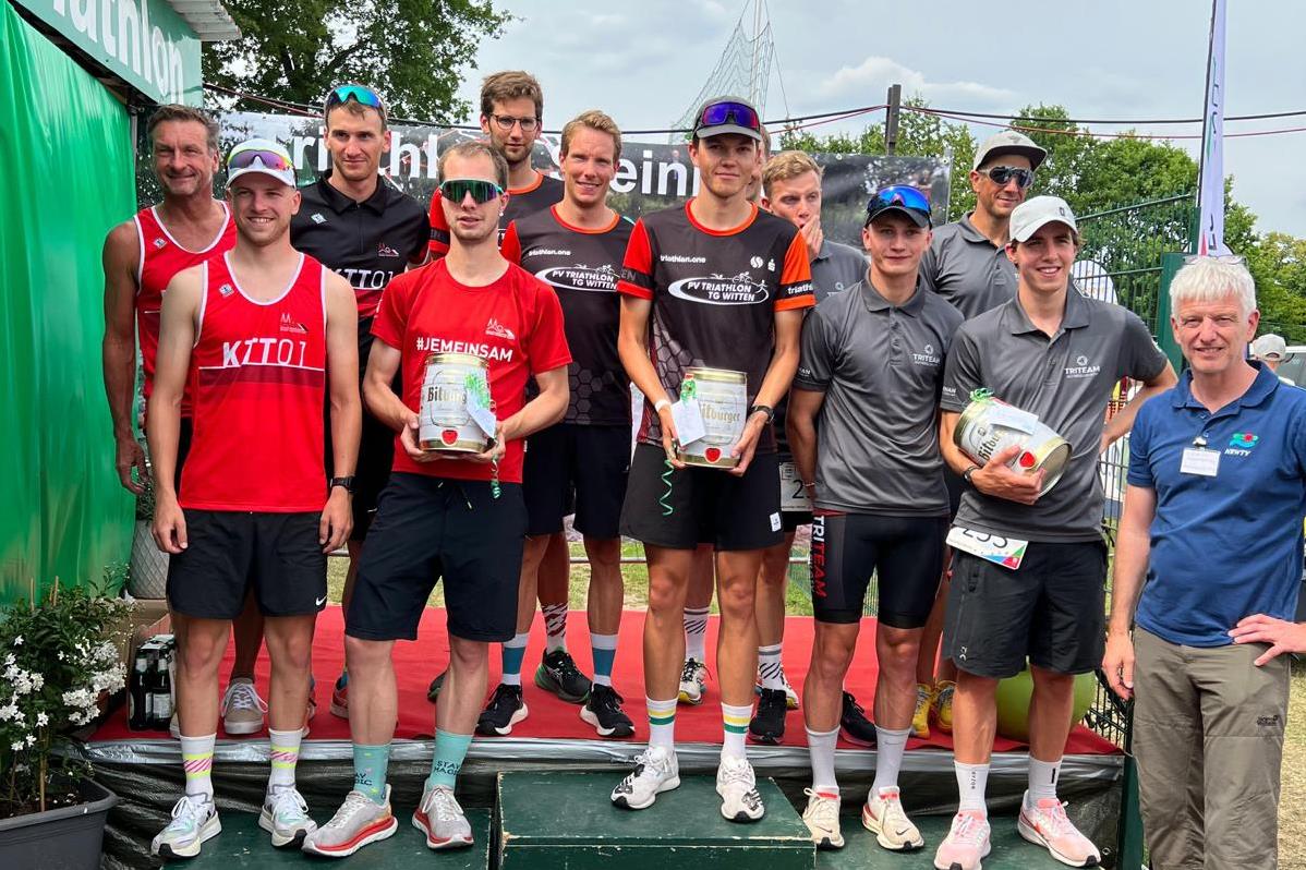 2023 06 18 Steinbeck Regionalliga Männer Podest