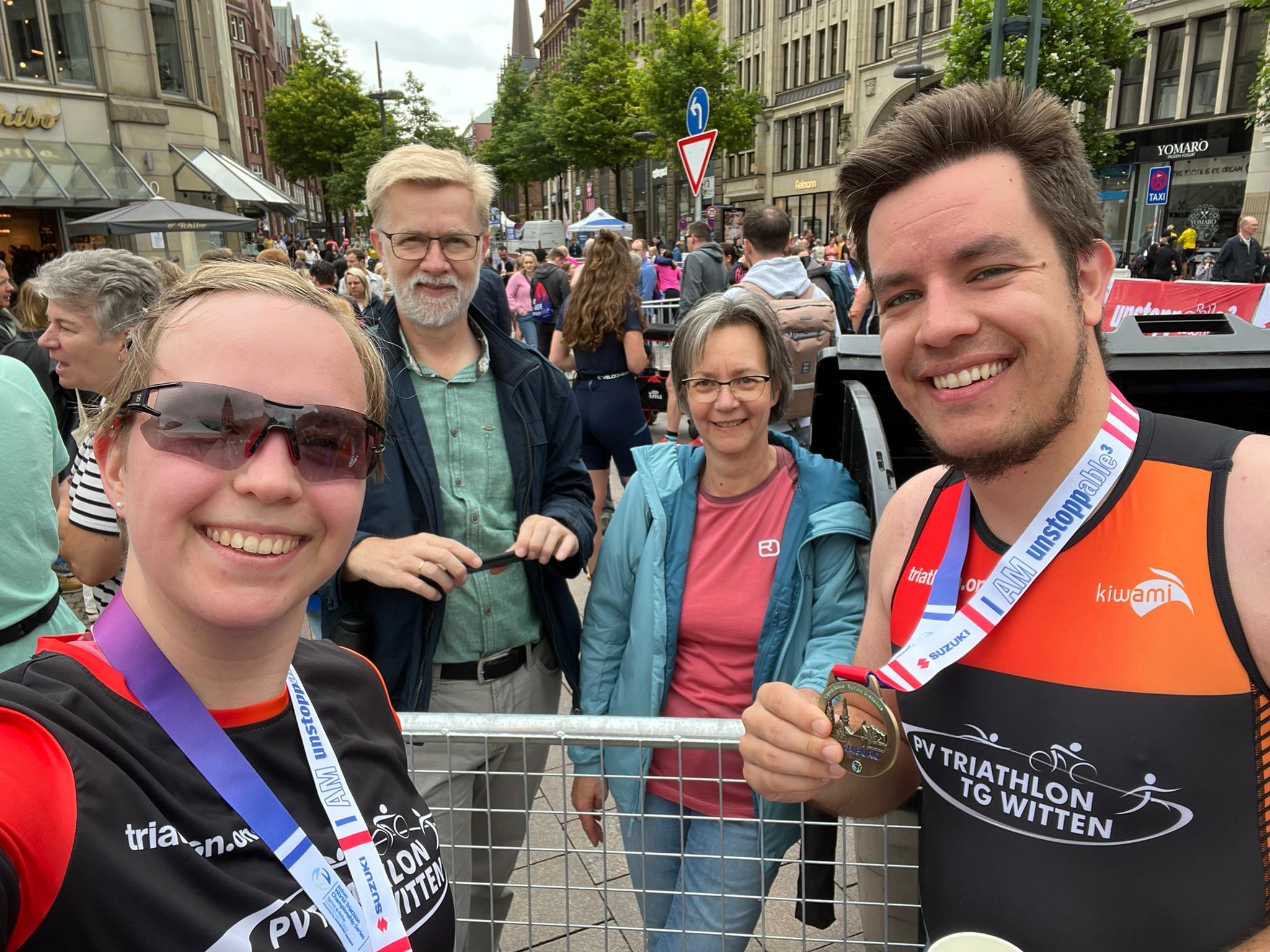 2024 07 14 Hamburg Maren und Eike Petersen Finish