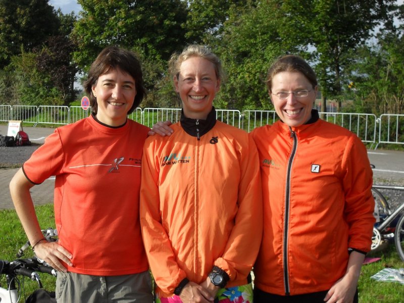 NRW-Liga Xanten: v.l. Silke Wienforth, Conny Dauben und Sabine Mollus