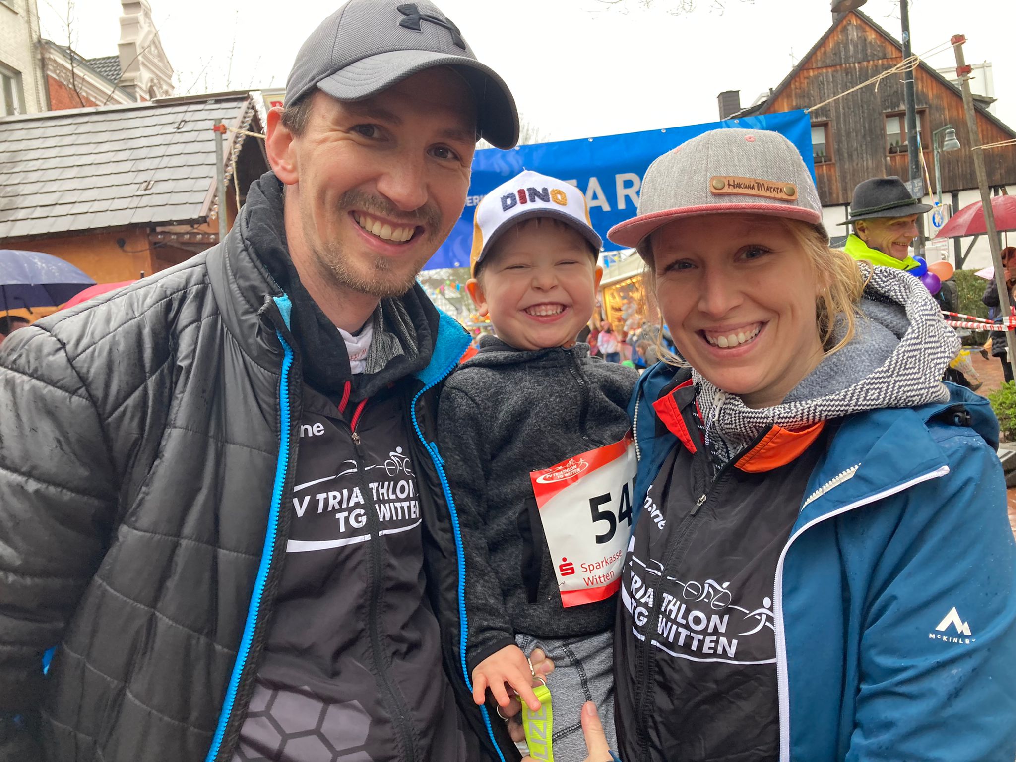 2023 03 26 Familie Braun mit Sohn Leo