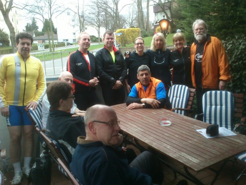 Radfahren mit geselligem Ausklang